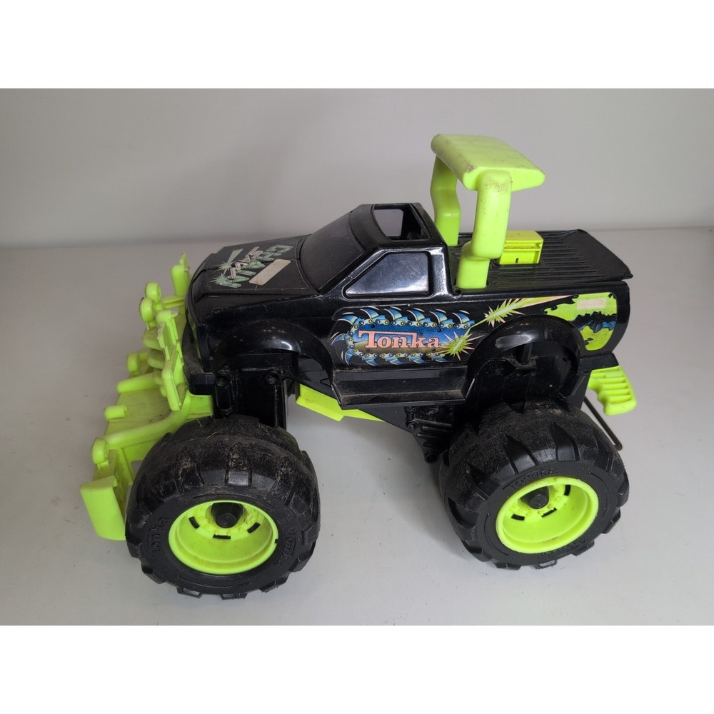 1993 TONKA CHAINSAW Plastic Monster Truck Pull Cord Neon VTG Rare